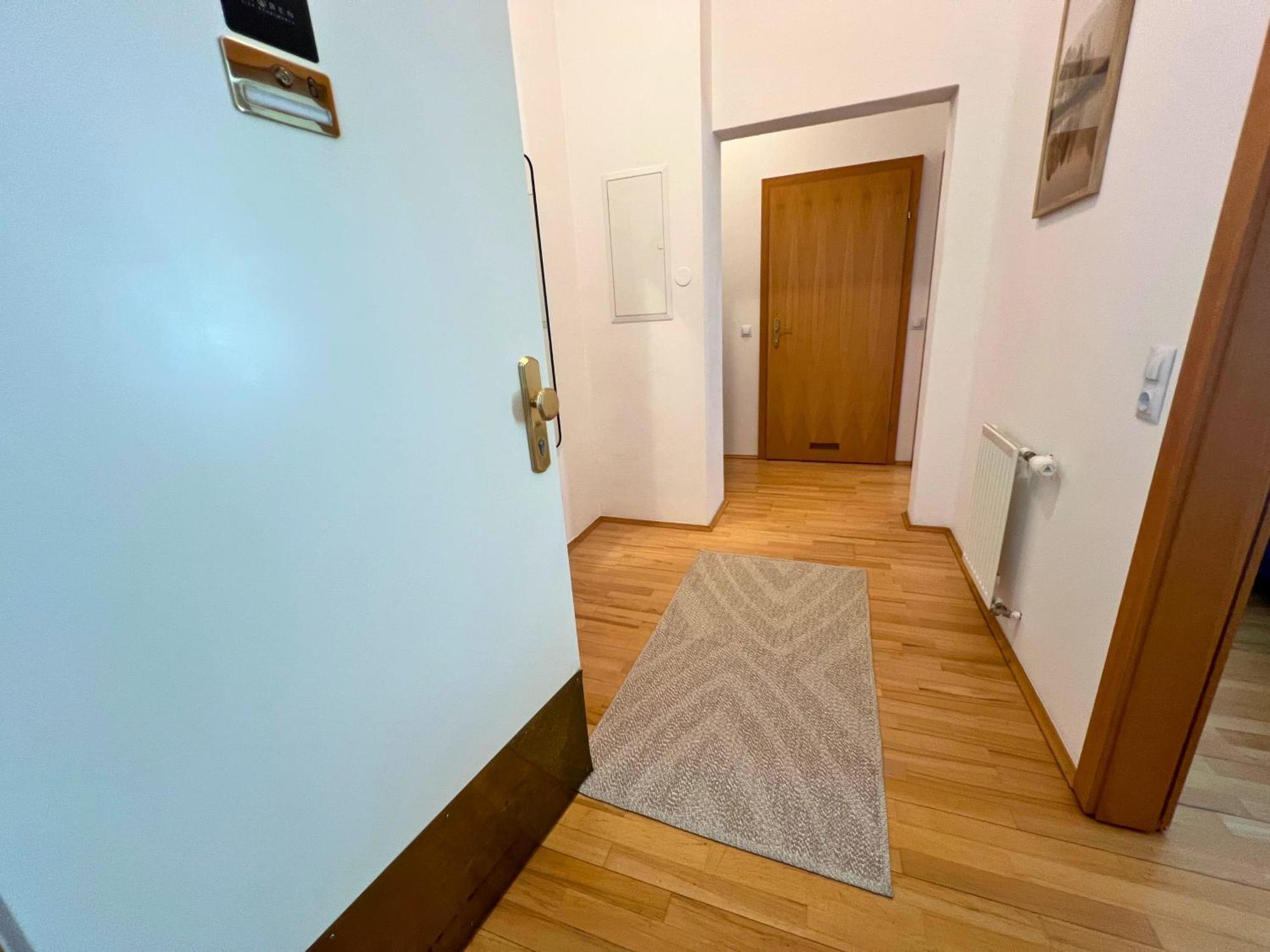 Leoben City Apartments - Premium Apartments 24 7 Bagian luar foto